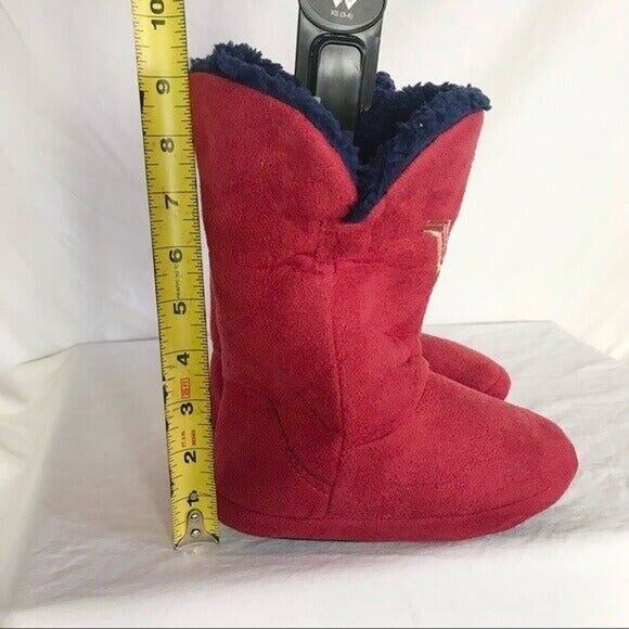 Wonder Woman NEW Women's XS 3-4 Faux Sherpa Slipper Boots Bioworld DC Comics - Picture 8 of 8